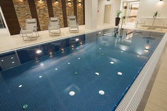 EA Active Resort Kraskov - vnitřní bazén