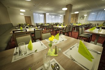 EA Active Resort Kraskov - restaurace