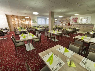 EA Active Resort Kraskov - restaurace